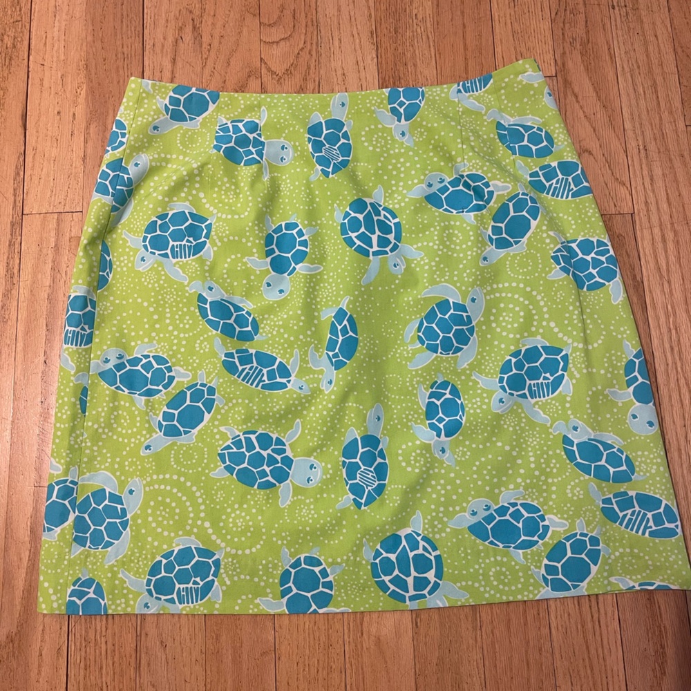 Vintage Lilly Pulitzer Green Skirt with Blue Turtle Print